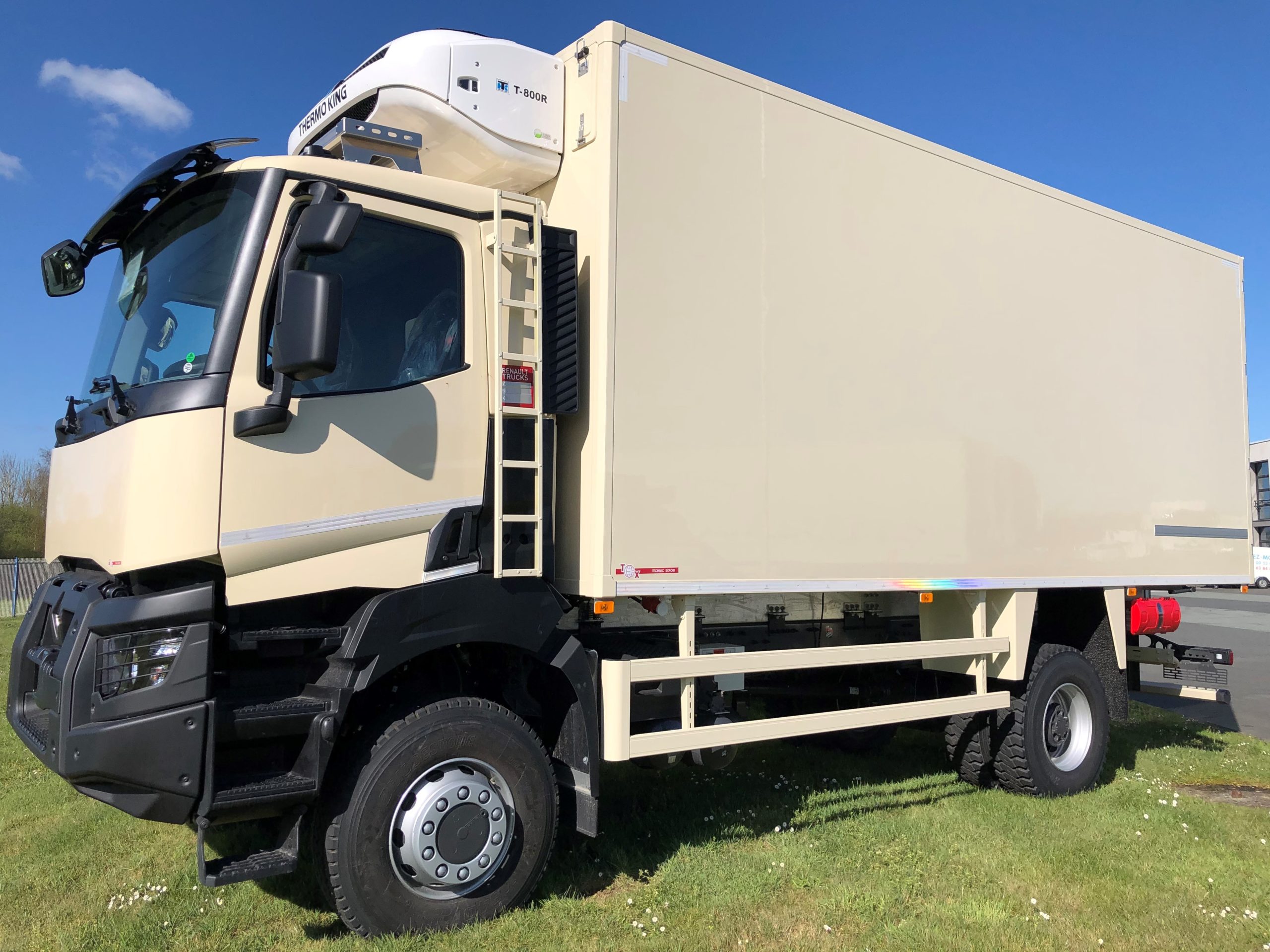 Camionnette Utilitaire Renault Trafic L2H1 — 5 m³